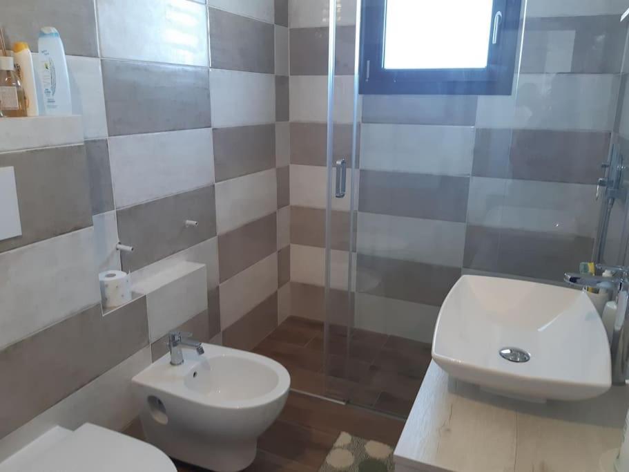 Villa Indipendente Al Mare Budoni タナウネッラ エクステリア 写真