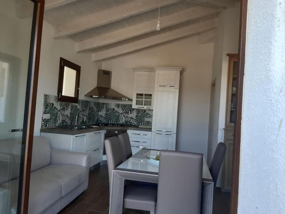 Villa Indipendente Al Mare Budoni タナウネッラ エクステリア 写真