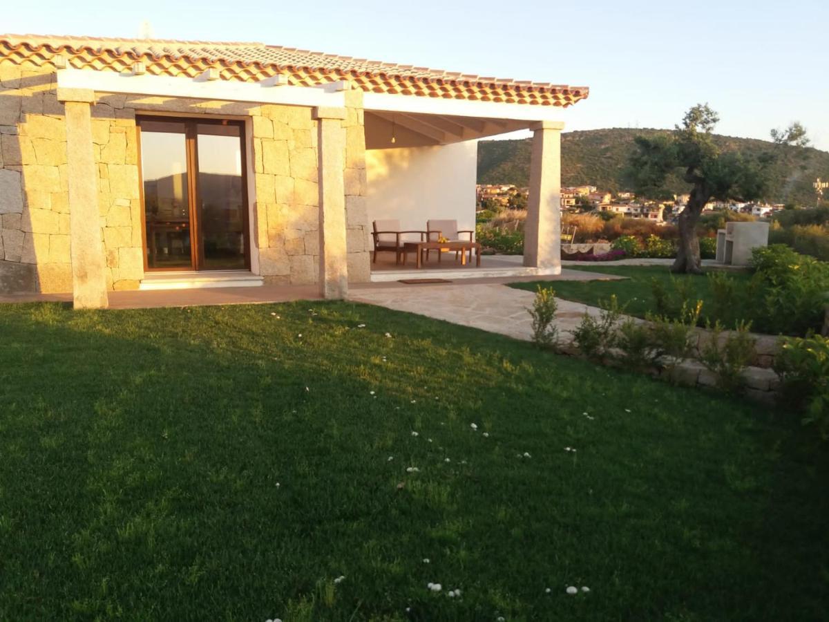 Villa Indipendente Al Mare Budoni タナウネッラ エクステリア 写真